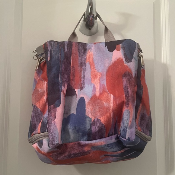 Brand New LL Bean Hanging Toiletry Bag Organizer Size Medium Watercolor Pattern - Picture 2 of 6